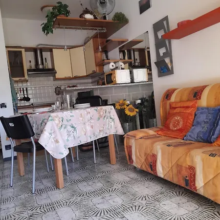 Casa Melly ראפאלו